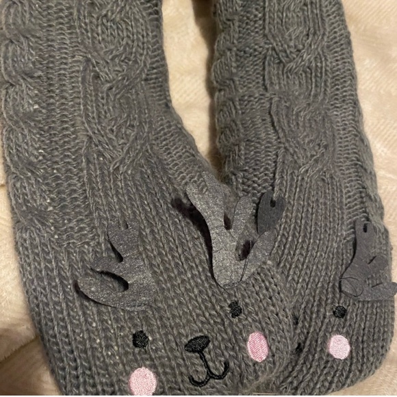Just Cozy Shoes - Women’s Just Cozy Grey Reindeer Slippers – (Women’s 8–12) | NWT